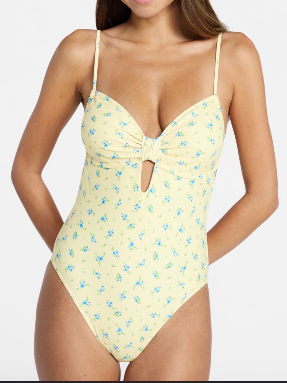 No Boundaries Scoop Neck One-Piece Swimsuit Yellow Floral Womens Junior M 8-10